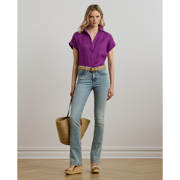 Cut for a chic high rise, these boot jeans are made with comfortable right-hand-twill denim that offers just enough stretch for a relaxed fit and feel.