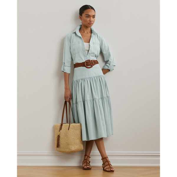 Cut for a calf-grazing midi length, this skirt effortlessly blends the casual appeal of lightweight cotton chambray with a romantic tiered silhouette.