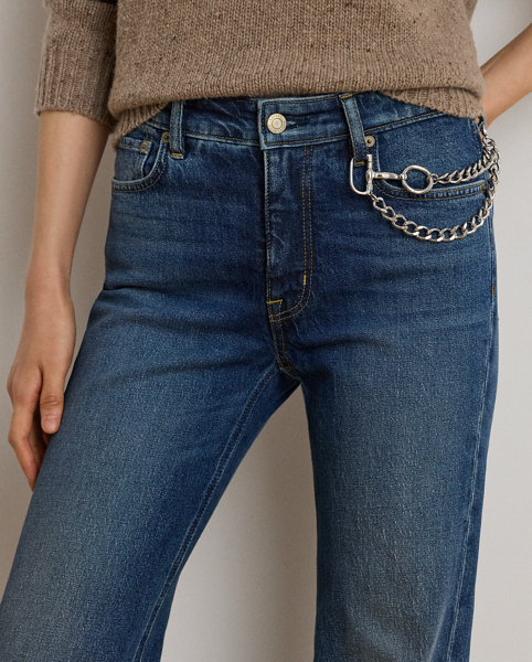 Cut for a leg-lengthening flared silhouette, these high-rise jeans are made with comfortable left-hand twill that offers just enough stretch for a relaxed fit and feel. This version pays homage to Ralph Lauren Lauren's equestrian-inspired spirit with a detachable horse bit chain embellishment at the left waist.