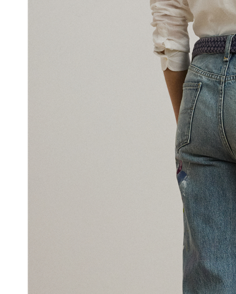 Cut from comfortable right-hand-twill denim, these boyfriend tapered jeans feature a screen-printed paint-splatter motif for a lived-in look.