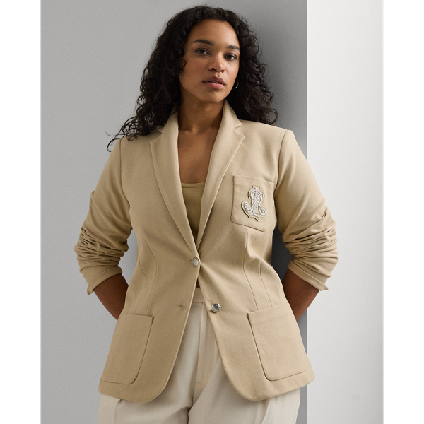 This chic jacquard blazer embodies Lauren style with a signature bullion patch on the chest and luxurious crest-embossed buttons.