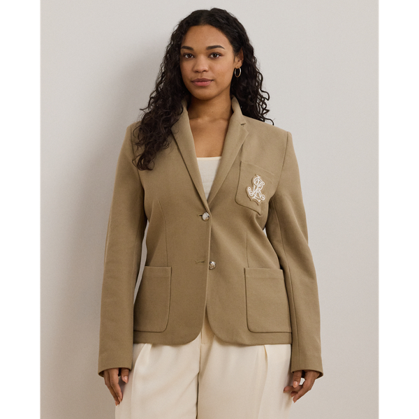 This chic jacquard blazer embodies Lauren style with a signature bullion patch on the chest and luxurious crest-embossed buttons.