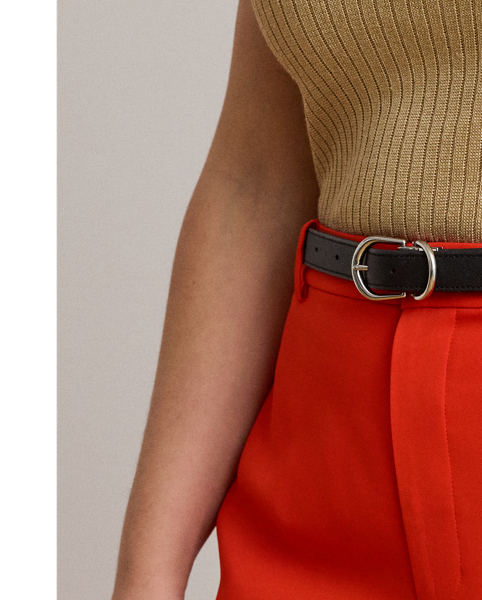 Tailored from smooth stretch cady, these slim trousers are detailed with back waist darts and crisp creases on each leg for a polished finish.