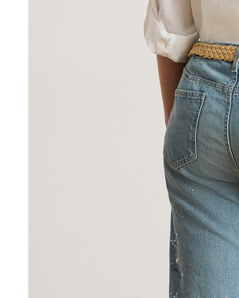 Cut from comfortable right-hand-twill denim, these boyfriend tapered jeans feature a screen-printed paint-splatter motif for a lived-in look.