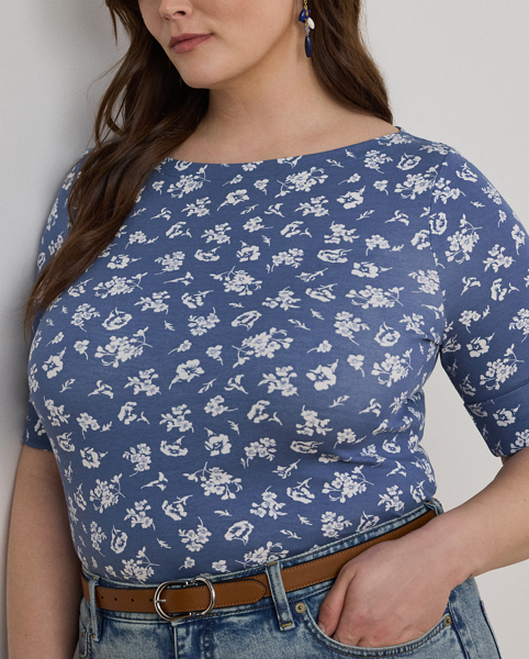Made from breathable stretch cotton for a soft hand feel, this version of Lauren Ralph Lauren Lauren's essential boatneck T-shirt is refreshed for the season with an enchanting, two-tone floral motif. An "LRL"-embroidered logo on the hem adds a subtle signature finish.