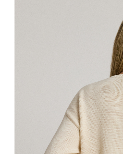 Knit with ultra-soft combed cotton, this relaxed-fitting crewneck jumper features an oversize embroidered monogram on the chest for unmistakable Lauren  Ralph Lauren Lauren style.