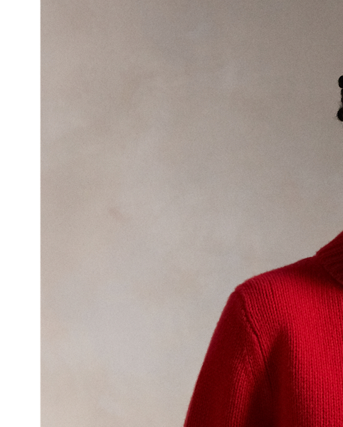 This oversize roll neck jumper is crafted from a marled blend of wool and carded cashmere.