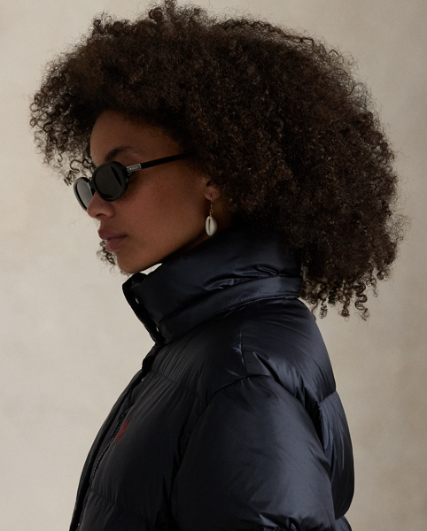 Made with water-repellent fabric, this 750-fill-power down jacket is designed with a detachable hood, snapped storm placket and zip pocketing on the chest and waist. Our signature Pony is embroidered on the chest for pure Polo style.