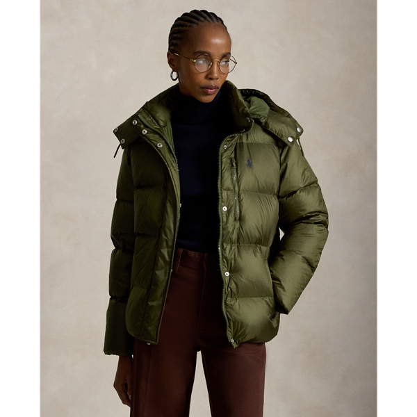 Made with water-repellent fabric, this 750-fill-power down jacket is designed with a detachable hood, snapped storm placket and zip pocketing on the chest and waist. Our signature Pony is embroidered on the chest for pure Polo style.