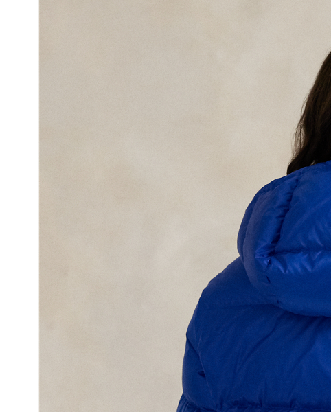Made with water-repellent fabric, this 750-fill-power down jacket is designed with a detachable hood, snapped storm placket and zip pocketing on the chest and waist. Our signature Pony is embroidered on the chest for pure Polo style.