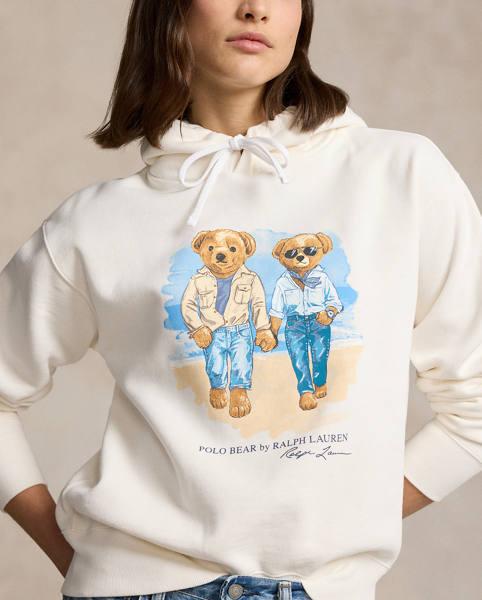 Reflecting the relaxed ease and timeless spirit of Polo Ralph Lauren Lauren, this cotton-blend-fleece hoodie is washed for softness and printed with a graphic Polo Bear duo inspired by Ralph Lauren and Ricky Lauren.