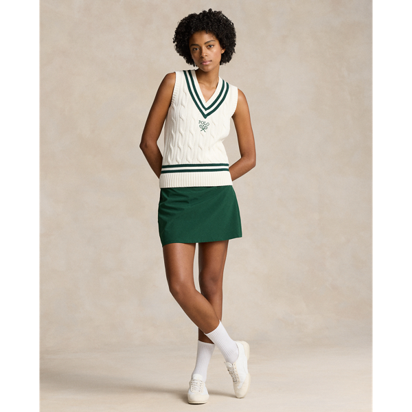 Part of our collection celebrating Wimbledon 2024, this stretch-blend skort is designed exclusively for the tournament's official greensperson uniform. Equipped with moisture-wicking properties to help keep you cool and dry, this style features our signature embroidered Pony and a box-pleated back hem for ease of movement.