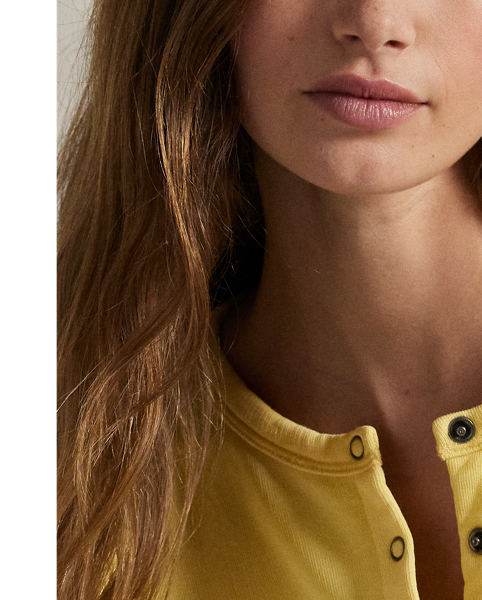 Smooth French terry and a snapped placket come together to create this crewneck cardigan, which is finished with our signature embroidered Pony on the chest.