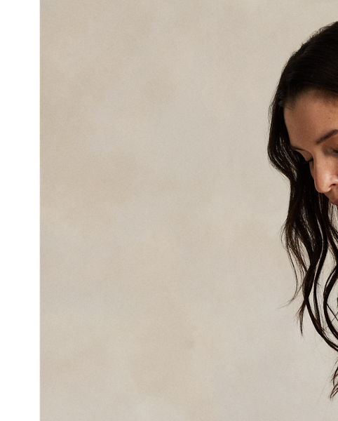 Cable-knit from a chunky blend of wool and alpaca hair, this crewneck jumper is designed for a relaxed fit.