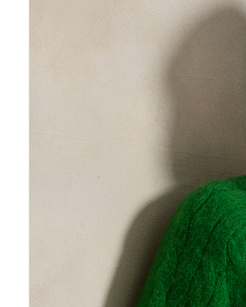 Cable-knit from a chunky blend of wool and alpaca hair, this crewneck jumper is designed for a relaxed fit.