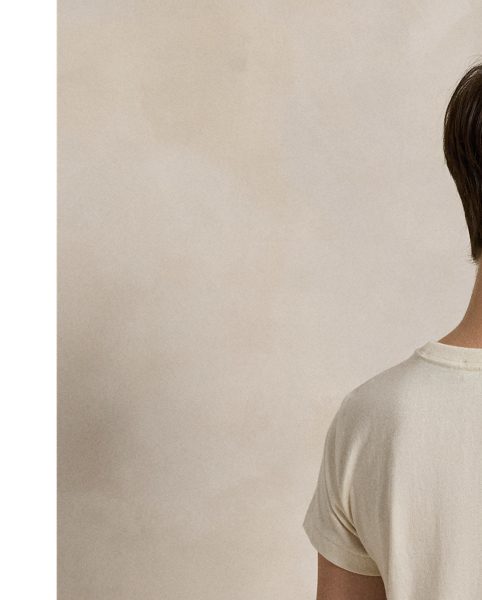 Made with soft cotton jersey, this crewneck tee is printed with the Polo Bear and logo for a vintage-inspired look.