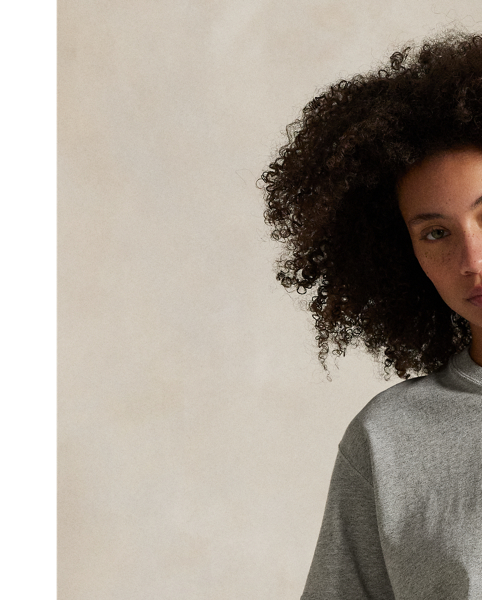 Made with heavy weight cotton jersey, this Relaxed Fit crewneck tee is accented with our signature embroidered Pony at the left chest.