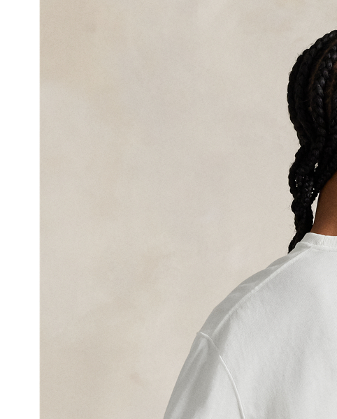 Our signature embroidered Pony details the chest of this long-sleeve T-shirt, which is made from soft cotton jersey.