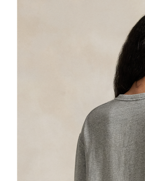 Our signature embroidered Pony details the chest of this long-sleeve T-shirt, which is made from soft cotton jersey.