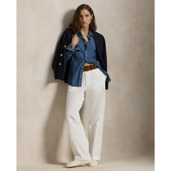 A borrowed-from-the-boys classic, these cotton chino trousers are tailored for a straight-leg silhouette with back waist darts and a clean hem.