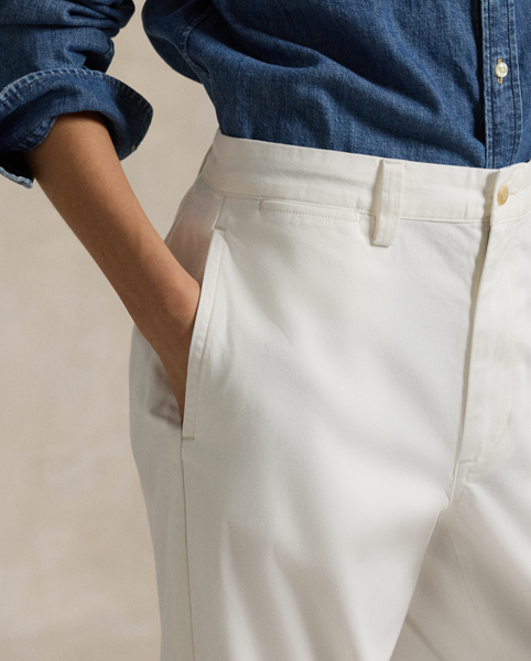 A borrowed-from-the-boys classic, these cotton chino trousers are tailored for a straight-leg silhouette with back waist darts and a clean hem.
