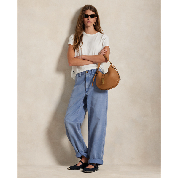 A borrowed-from-the-boys classic, these cotton chino trousers are tailored for a straight-leg silhouette with back waist darts and a clean hem.