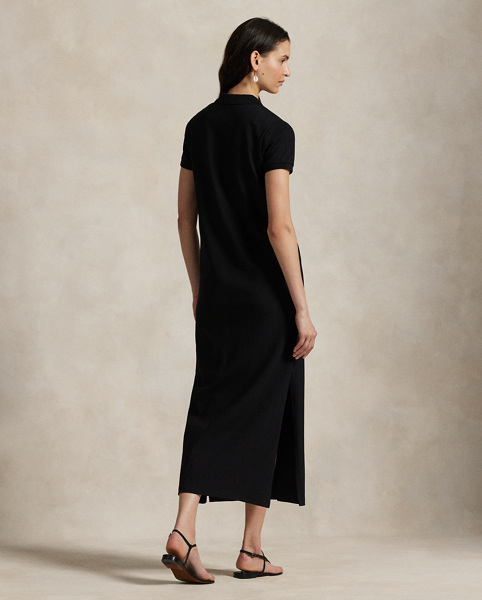 This cotton mesh version of Ralph Lauren Lauren's signature Polo dress features a straight silhouette with elongated side slits and our embroidered Pony at the chest.