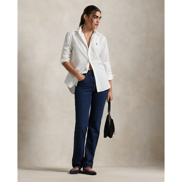 Made in Turkey with right-hand twill for authentic denim character, this classic pair is treated for a dark wash with a vintage-inspired finish thanks to subtle whiskering and hand-sanding.