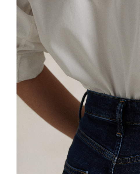 Made in Turkey with right-hand twill for authentic denim character, this classic pair is treated for a dark wash with a vintage-inspired finish thanks to subtle whiskering and hand-sanding.