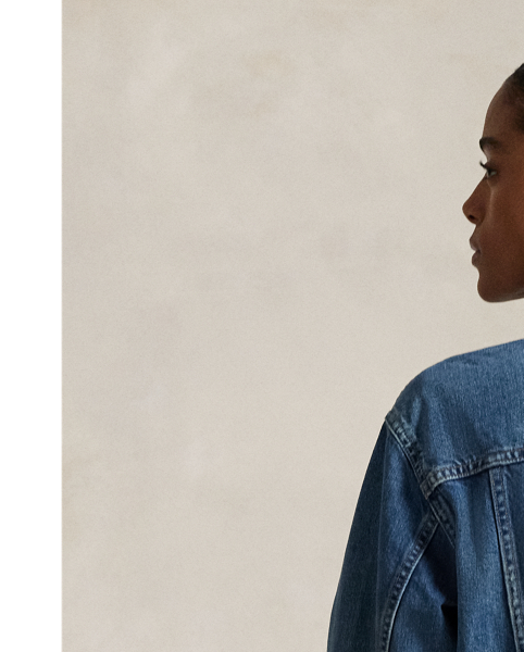 This version of the timeless denim trucker jacket is crafted from durable right-hand twill, treated for a medium wash with marbled highs and lows in colour variation and finished with uneven hand-sanding.