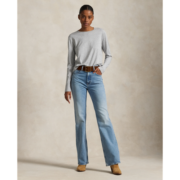 This version of our Boot jean is woven in Turkey with right-hand twill for authentic denim character and washed for an indigo hue.