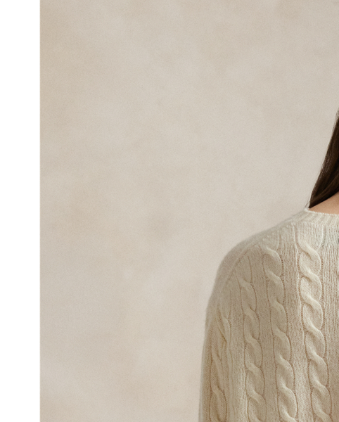 A Polo essential, this slim-fitting crewneck jumper combines a blend of soft Italian wool and cashmere with our signature cable-knit construction.