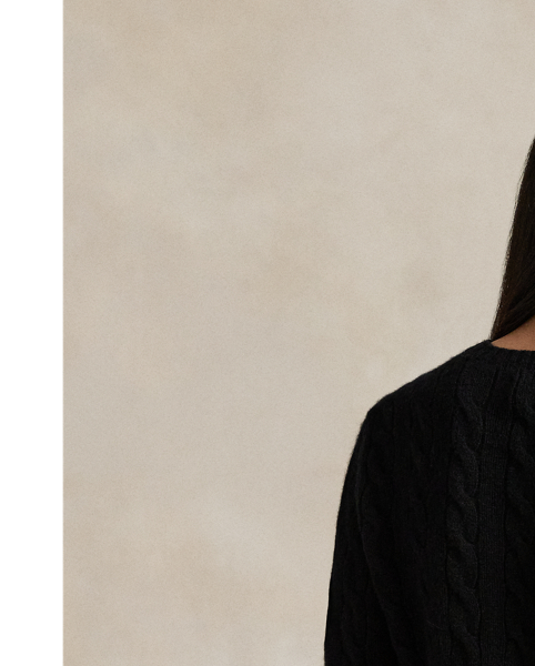 A Polo essential, this slim-fitting crewneck jumper combines a blend of soft Italian wool and cashmere with our signature cable-knit construction.