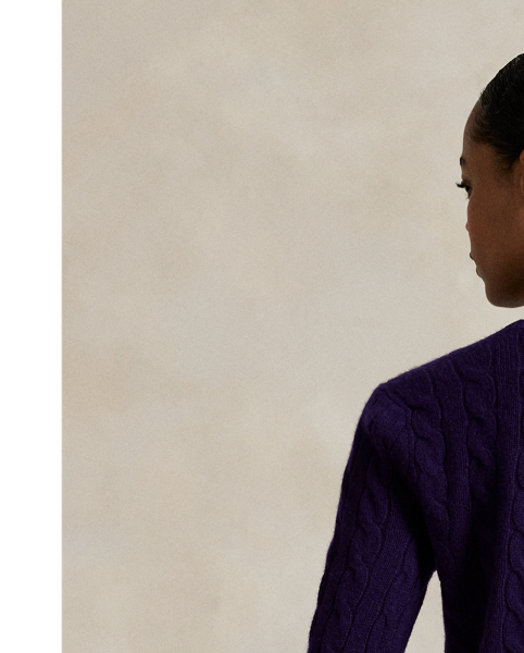 A Polo essential, this slim-fitting V-neck jumper combines a blend of soft Italian wool and cashmere with our signature cable-knit construction.