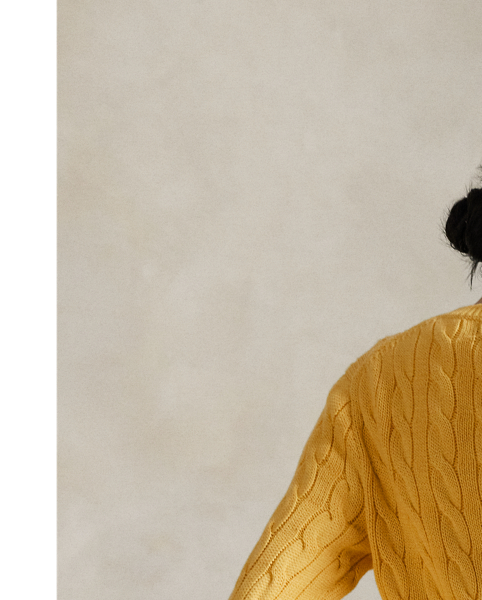 Cable-knit with pure cotton, this slim crewneck cardigan is finished with the signature embroidered Pony on the chest.