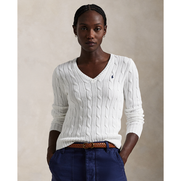 Crafted with combed cotton for a soft hand, this classic V-neck jumper is defined by a cable-knit construction and a slim-fitting silhouette. Our embroidered Pony on the chest lends a signature finish.