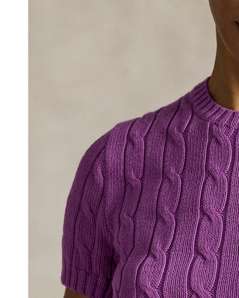 Cable-knit with combed cotton, this short-sleeve jumper is accented with our signature embroidered Pony at the chest pocket.