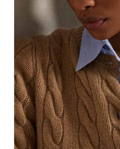 Cable-knit with a soft blend of Italian wool and carded cashmere, this buttoned crewneck cardigan is accented with our signature embroidered Pony at the chest.