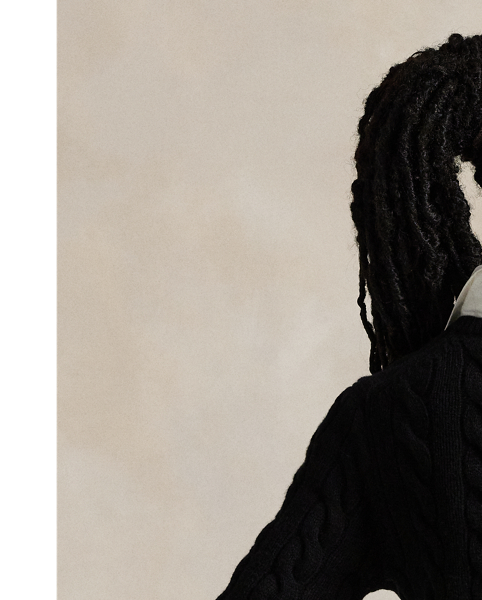 Cable-knit with a soft blend of Italian wool and carded cashmere, this buttoned crewneck cardigan is accented with our signature embroidered Pony at the chest.