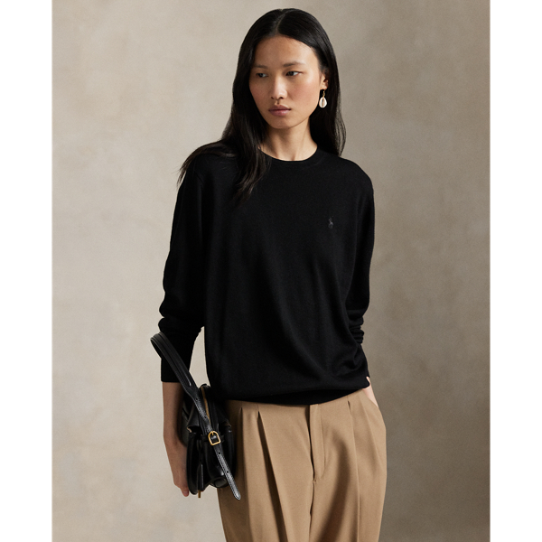 Knit with medium-weight Italian wool, this classic crewneck jumper is accented with our signature embroidered Pony at the left chest.