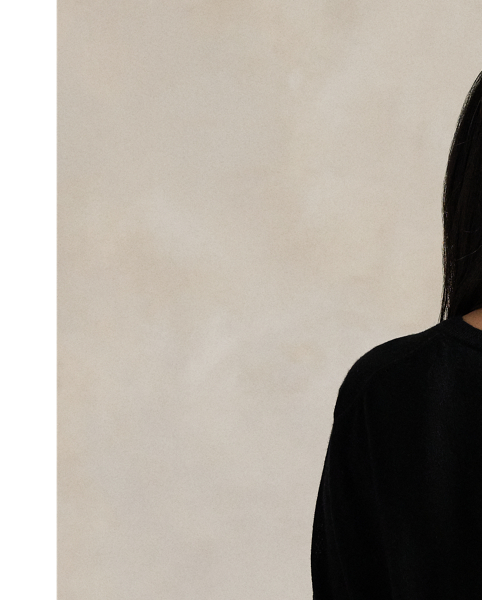 Knit with medium-weight Italian wool, this classic crewneck jumper is accented with our signature embroidered Pony at the left chest.