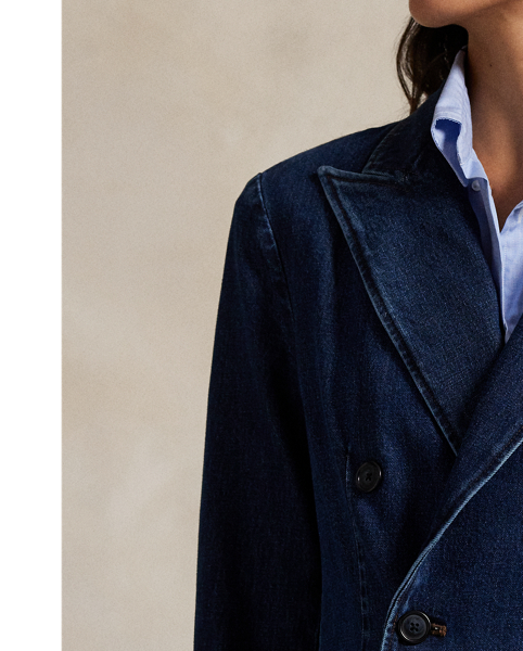 Designed for a straight, elongated silhouette, this double-breasted jacket is made from Japanese denim that's washed to achieve a classic indigo hue and subtle high-low effect.