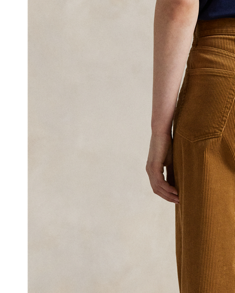 Rendered in wide-wale cotton corduroy, these trousers are cut for a wide-leg silhouette with a high-rise waist and subtle flare.