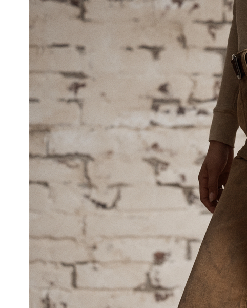 High-rise, straight-fitting jeans made from 13.6 oz. Japanese denim. Button-fly construction. Sanforized to minimise shrinkage.