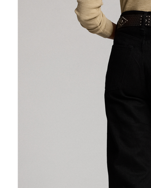 High-rise, straight-fitting jeans made with 15 oz. Japanese selvedge denim. The 3x1 right-hand twill is shuttle-woven in Japan. Button-fly construction. Sanforized to minimise shrinkage.