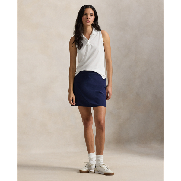 Designed for superior comfort and mobility, this performance-driven skort is crafted from moisture-wicking fabric with refined stretch properties. It's finished with our "RLX" logo on the hem.