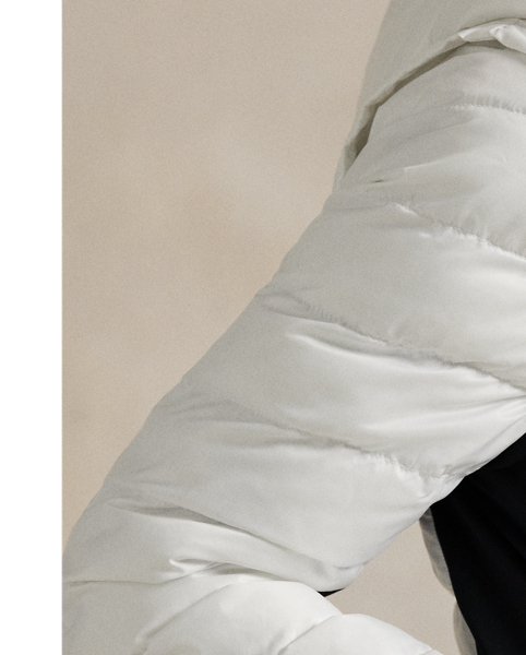 Cut for a straight fit, this versatile jacket features an insulating channel-quilted construction with water-resistant properties and a convertible design – the sleeves and hood can be detached to transform it from a jacket to a gilet. Crafted from durable ripstop, it's detailed with a two-way zip placket, thumbholes on the knit cuffs, our signature embroidered Pony on the left chest and an "RLX" logo on the right shoulder.