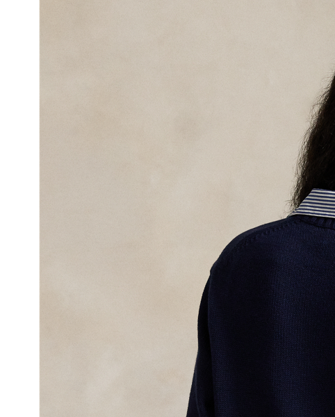 This crewneck jumper is knit with cotton-blend yarns that include moisture-wicking COOLMAX fibres to help keep you cool and comfortable. At the front,  Ralph Lauren Lauren's Polo Bear is dressed for a day on the golf course.