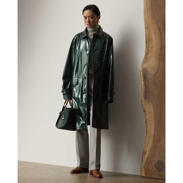 Drawing inspiration from  Ralph Lauren Lauren's men's trousers, the Stamford is designed with a Hollywood waist, a high rise, front pleats and crisp leg creases. Crafted in Portugal, this iteration is made from extra-fine worsted Italian wool, which is specially selected for its brushed, lofty finish and remarkable drape. A self-belt with a petite square-shaped buckle creates definition at the waist.