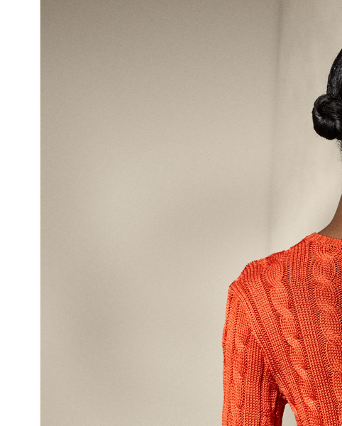 Our iconic cable-knit crewneck jumper melds impeccable craftsmanship with the refined luxury of high-shine silk, which is specially selected for its soft hand and beautiful sheen.